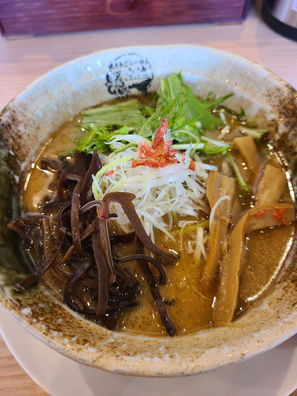 『焼きあごらーめん小池』のこってりスープ「焼きあご塩らーめん...の画像