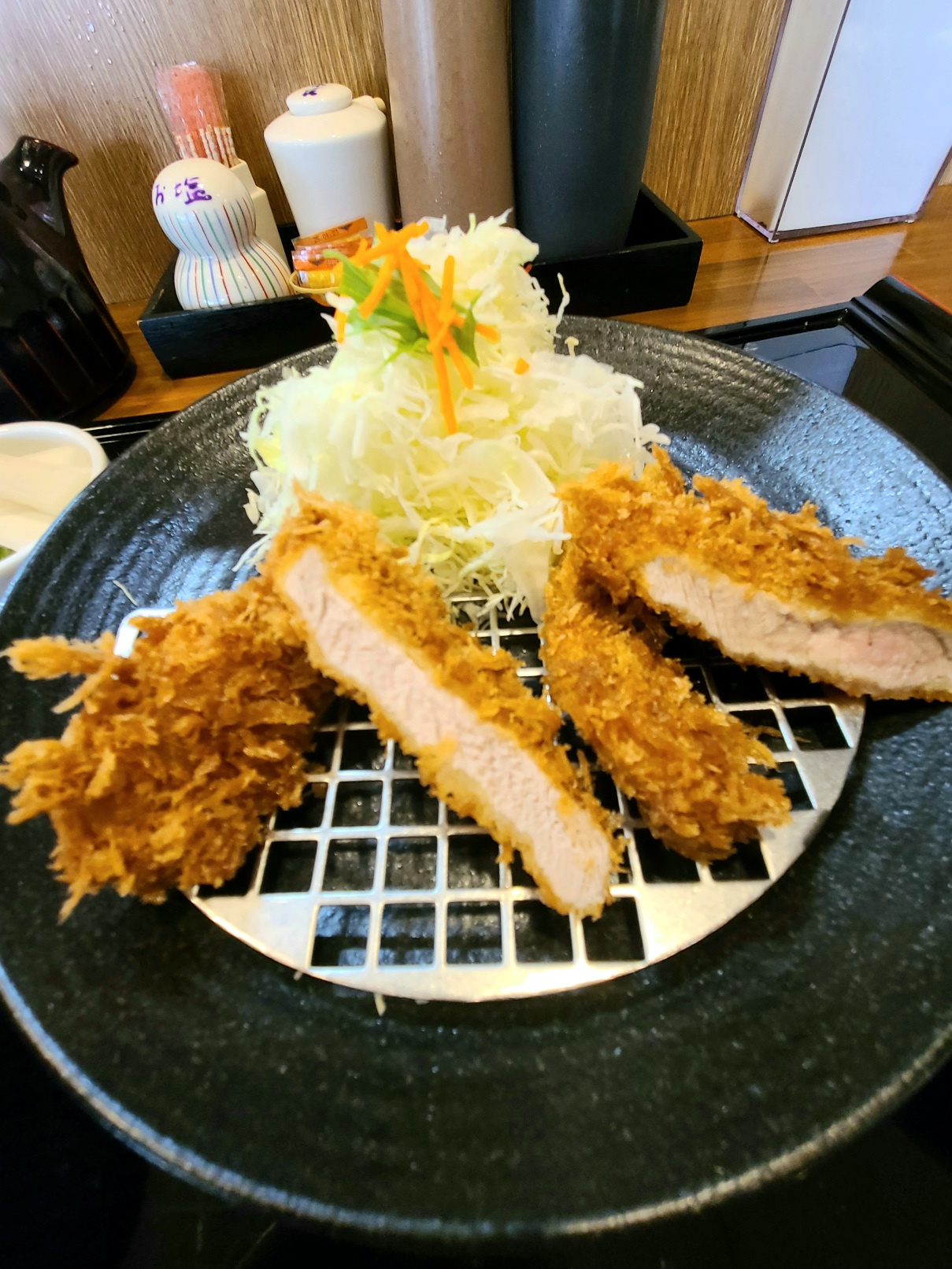 『とんかつ どれ味』新潟市東区で「とんかつ」といえばこのお店...の画像