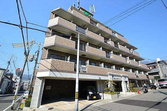 【2024年版】六甲道駅～阪急六甲駅徒歩10分以内、家賃5万...の画像