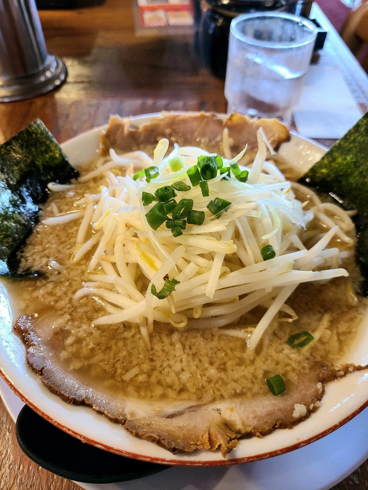 新潟の老舗ラーメン店『だるまや』でだるまラーメン食べました！...の画像