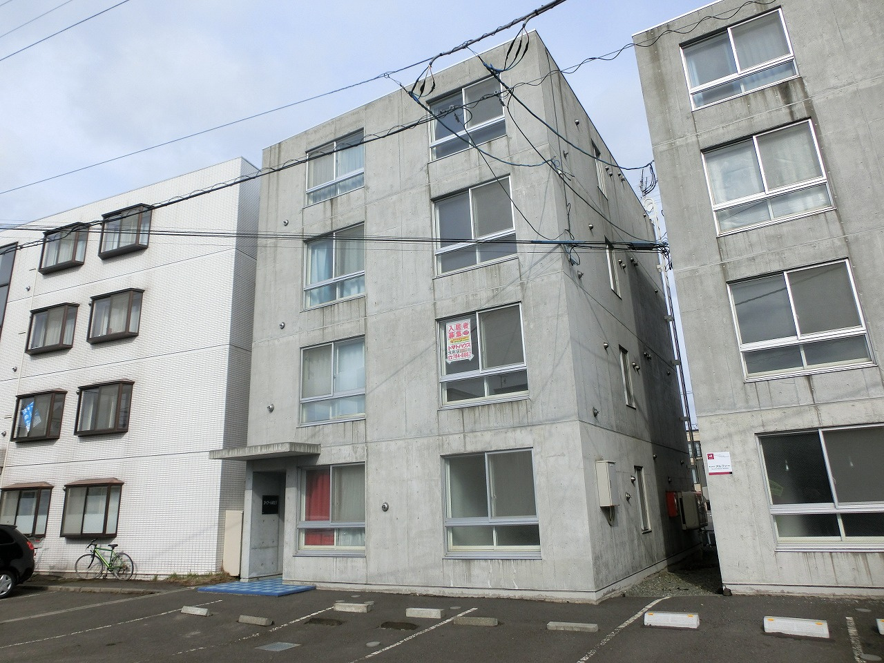 【アイアール麻生Ⅴ】スライド対象！サービスルーム付きの1LD...の画像