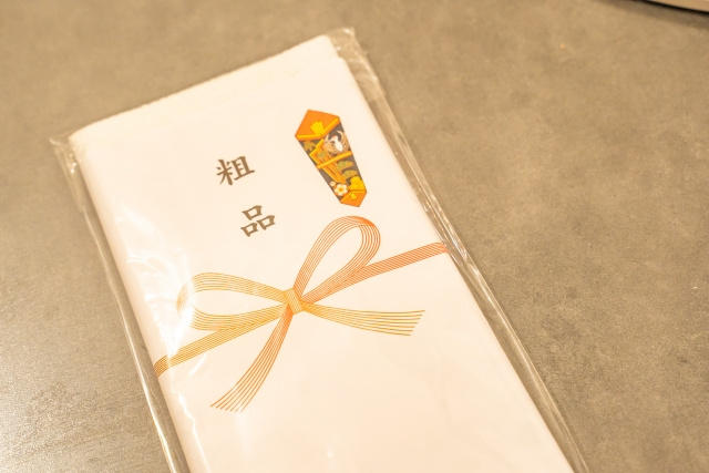 大学生一人暮らしに引っ越しの挨拶は必要？メリットやポイントを...の画像