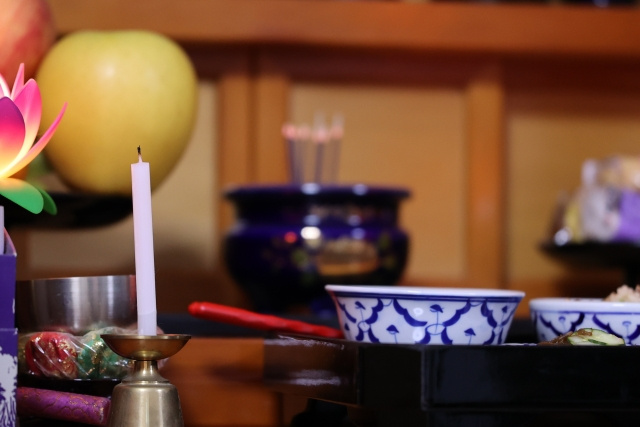 神棚と仏壇の違いとは？同じ部屋に置いてもいいのかについての画像