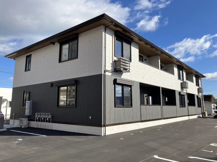 【日向市 D-room】新築3LDK賃貸が初期費用激安！四つ...の画像
