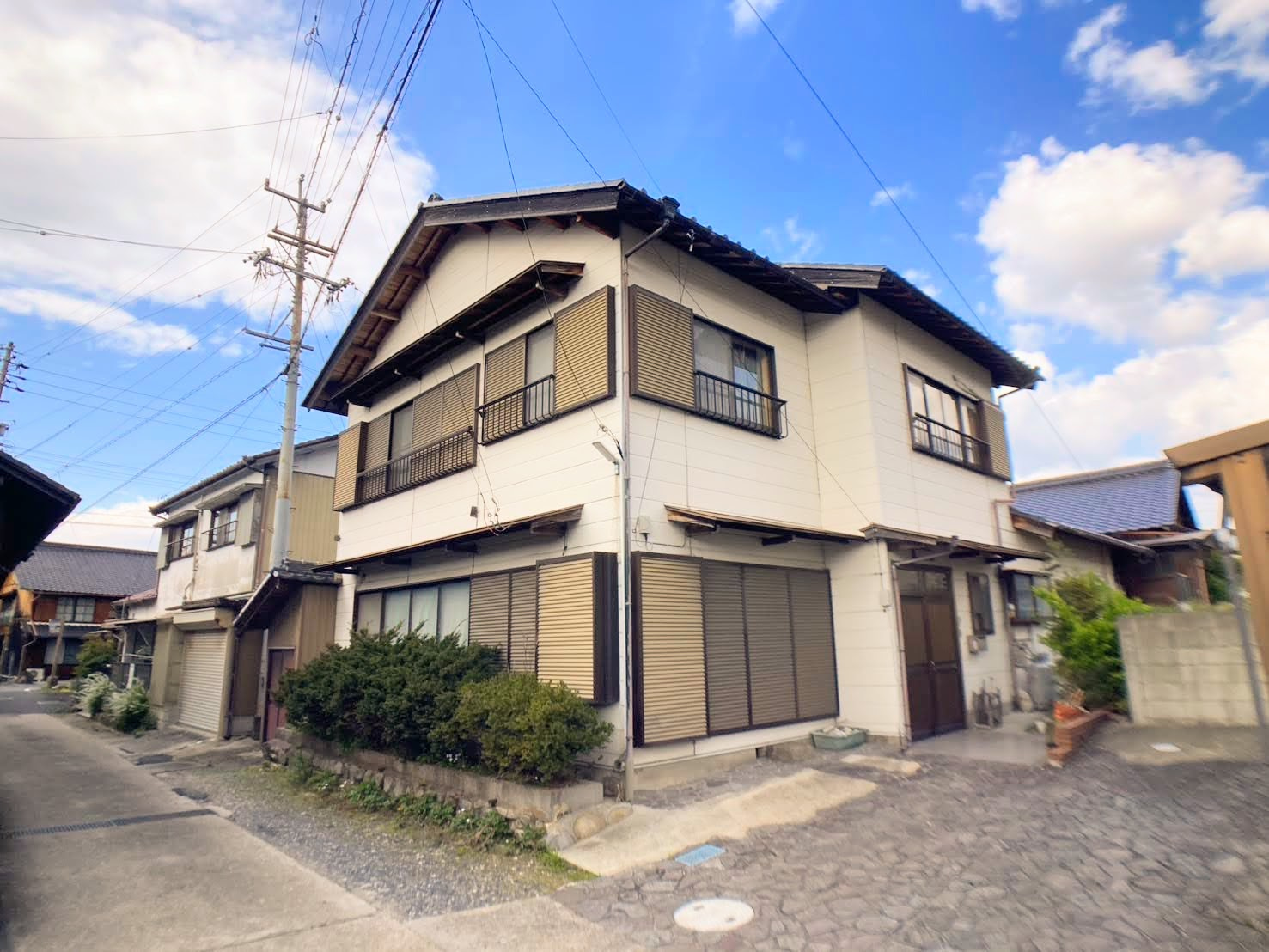 「歴史ある町並みに暮らす贅沢。駅近＆広々76坪で叶える理想の...の画像