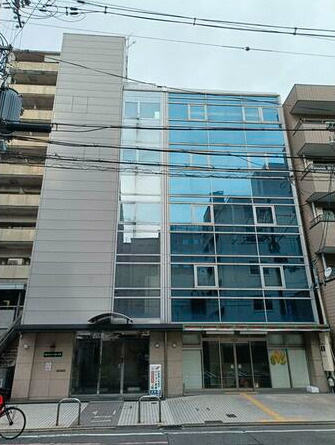 ＼烏丸駅から徒歩2分★路面店／の画像