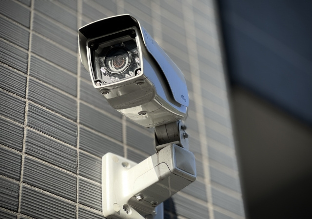 賃貸物件に防犯カメラは後付けできる？玄関やベランダ向きの防犯...の画像