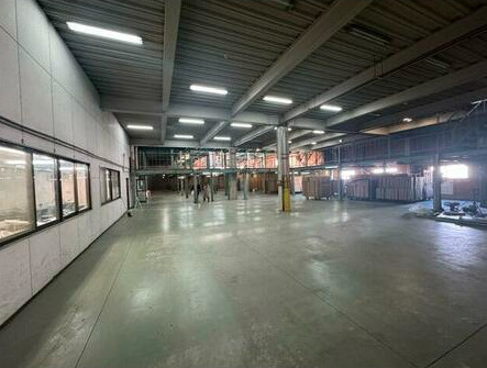 ＼堺市東区で約491坪！！貸倉庫／の画像
