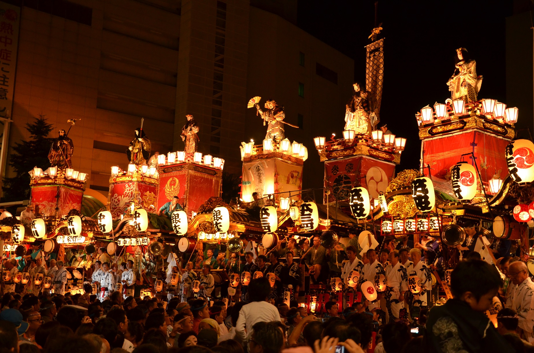 熱気が街を包む！関東一の祇園祭「熊谷うちわ祭」の画像