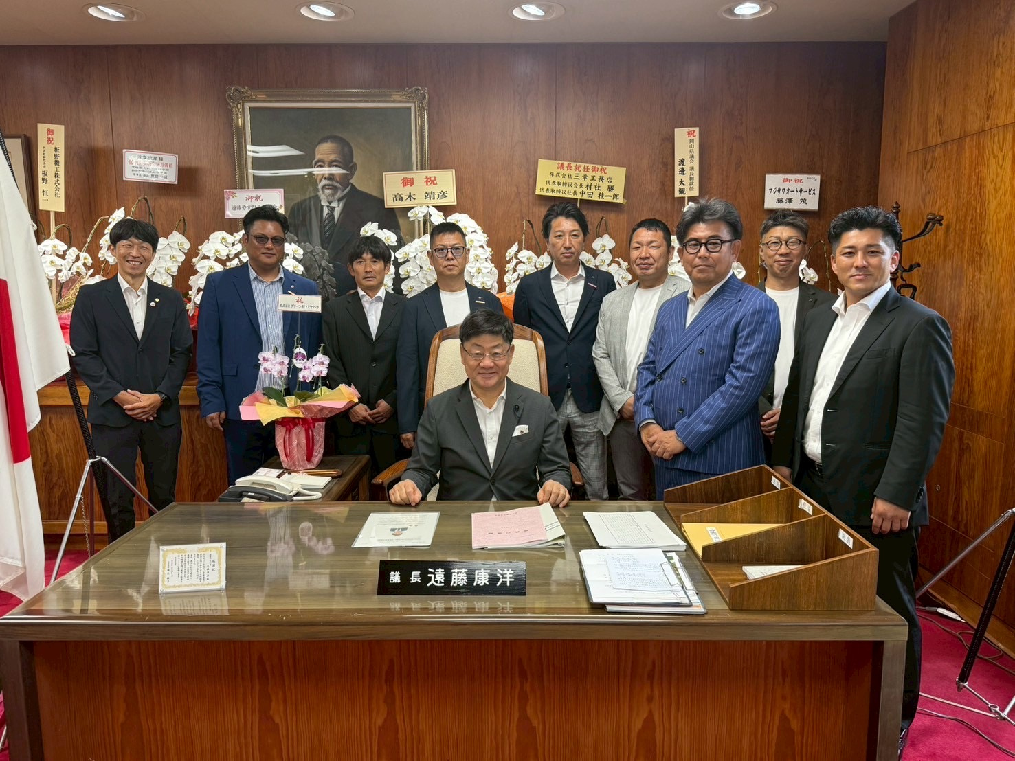 今日は岡山県議会の議長室へ訪問させていただきました‍♂️の画像