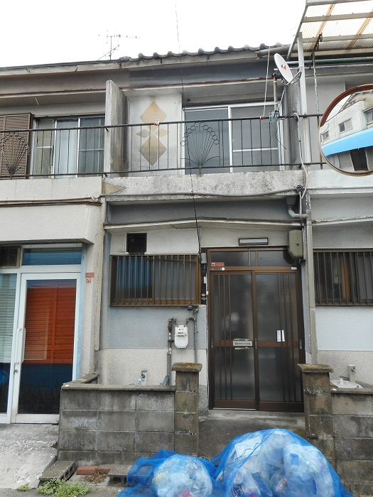 寝屋川市内の土地面積が小さい戸建・連棟も弊社が買い取ります！...の画像
