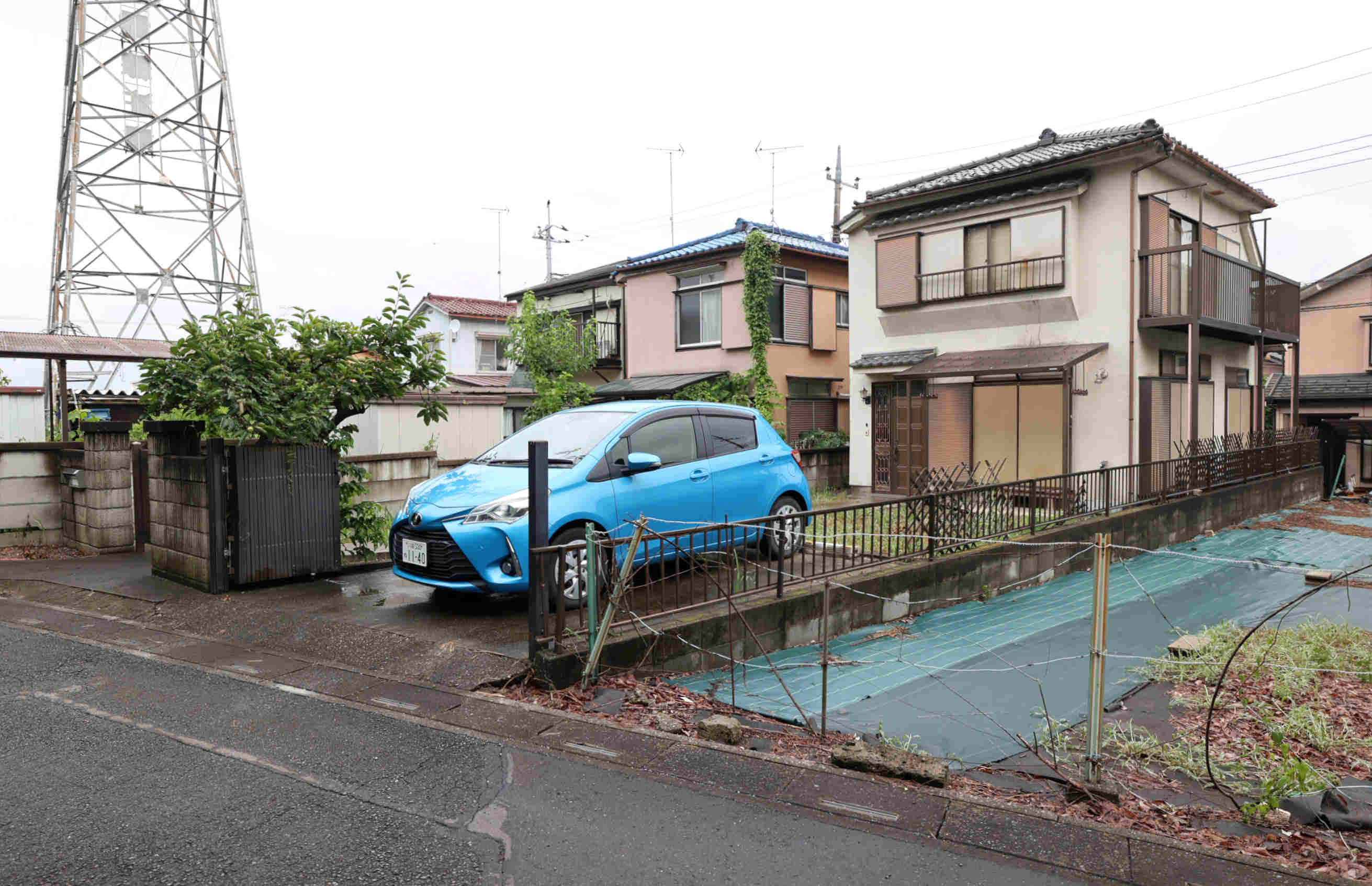 毛呂山町南台【古家付売地】300万円の画像