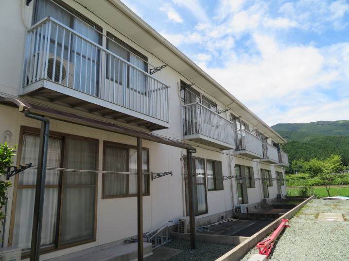 2DKのおすすめ物件♪　～大洲市新谷・国道56号線沿い～の画像
