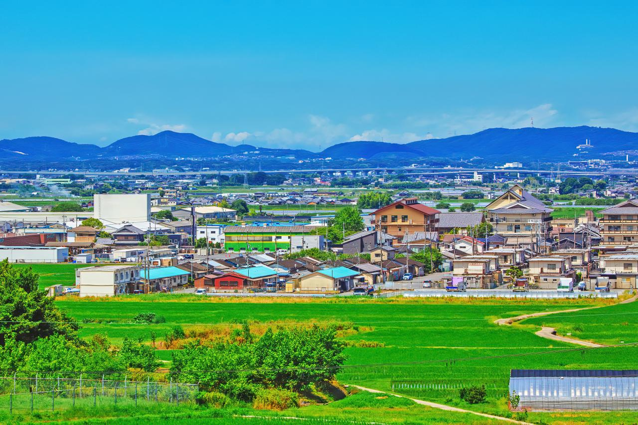 駅近 vs 郊外、中古戸建の住みやすさ比較の画像