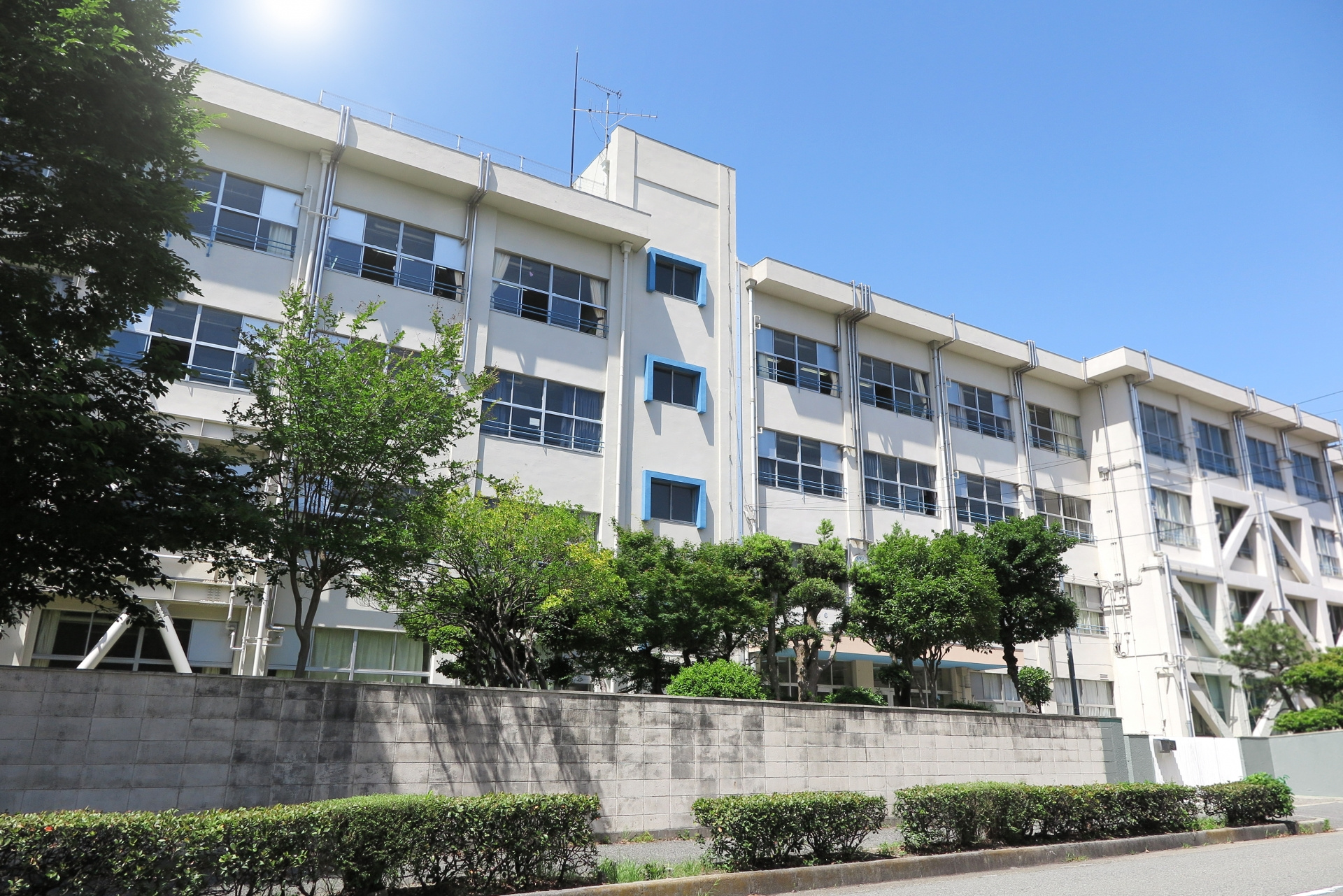 長岡京市の小学校の評判を知りたい方へ！学校選びの参考情報も解...の画像