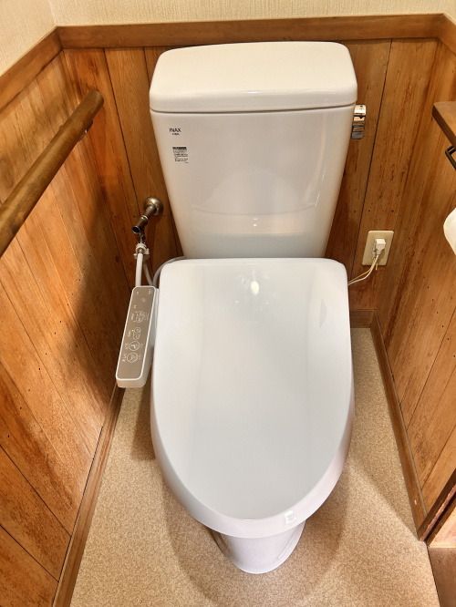 トイレ取替工事の画像