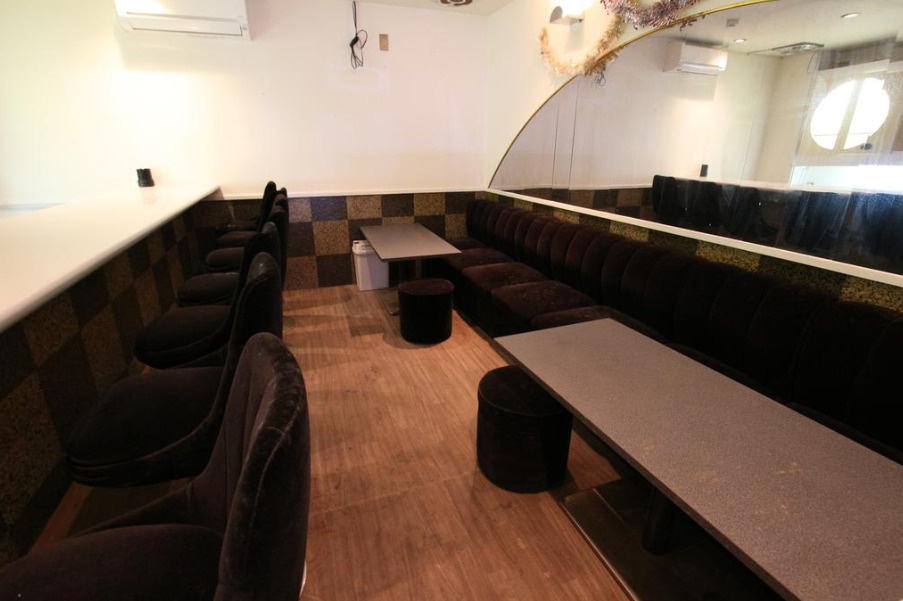 桃谷エリアで発見！居抜きカラオケスナック物件♪の画像