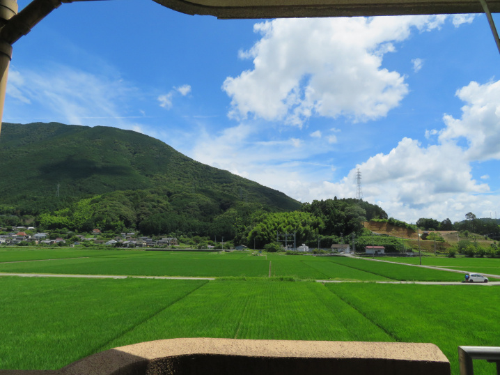 田園風景が広がる3DK♪　～モーメント新谷／大洲市新谷～の画像