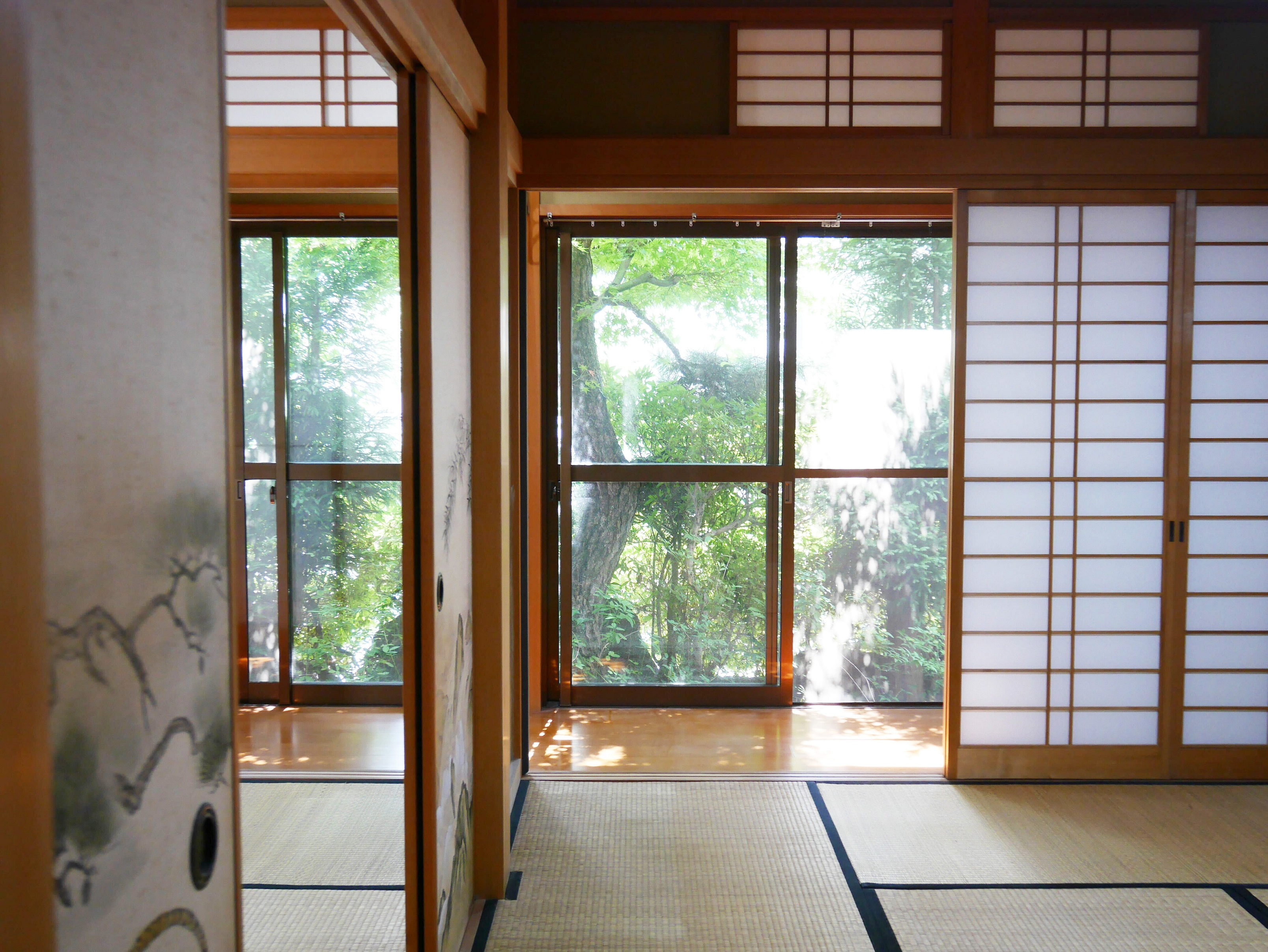 美しい欄間や襖絵が素敵な、旅館のような設えの日本家屋―亀岡市...の画像
