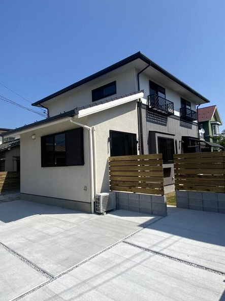 中央市成島｜H9年築 内外装フルリフォーム中古住宅｜イオンタ...の画像