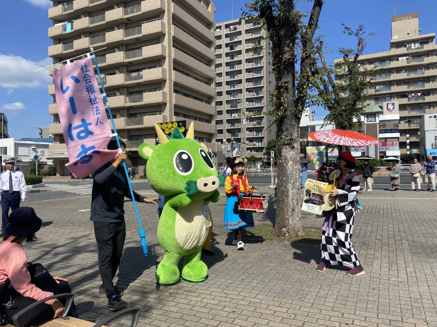 「つなごうパレード（いーはとーぶ）」の画像