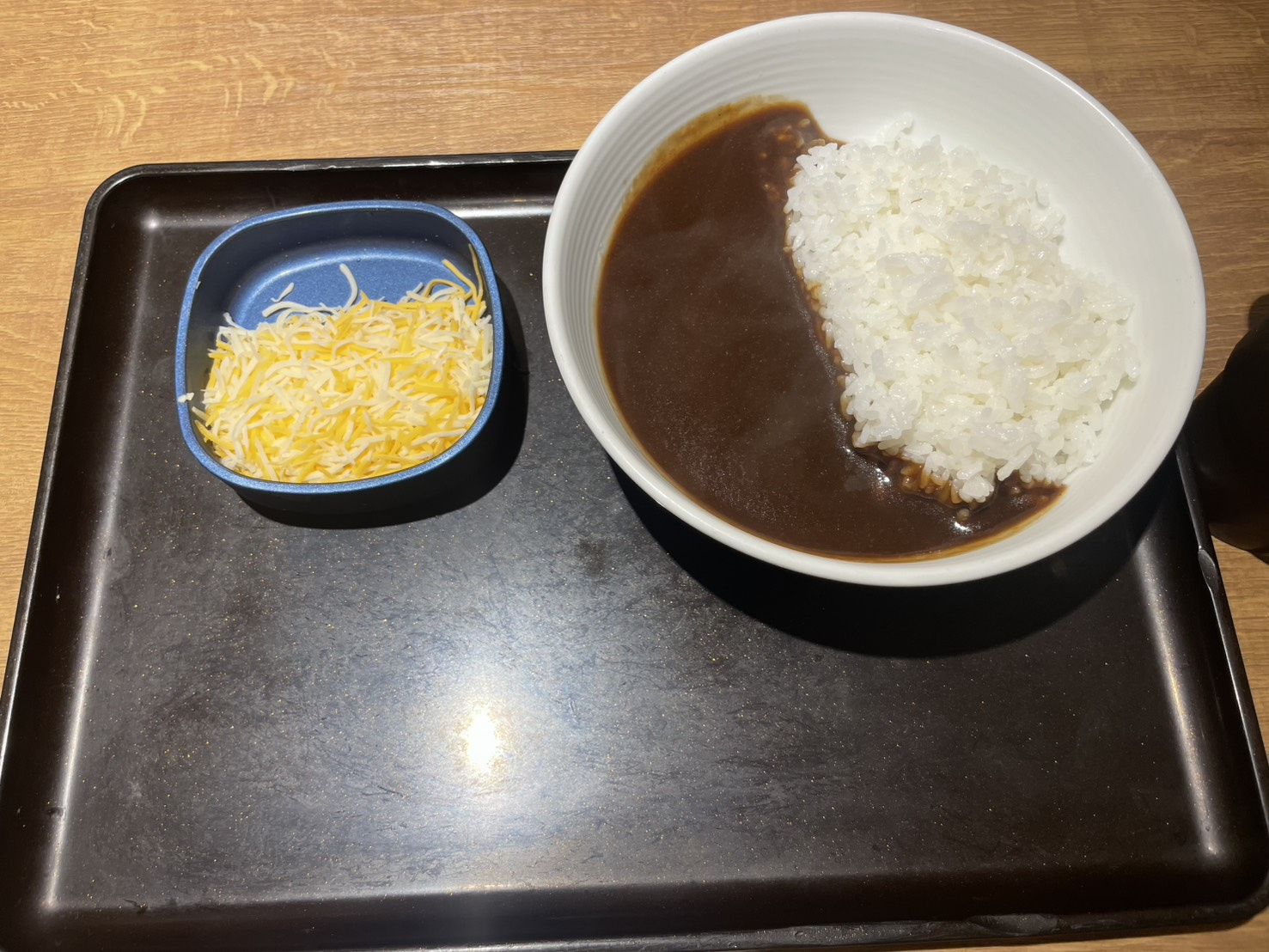 【吉野家 六甲道店】とろけるチーズカレーでホッと一息。六甲道...の画像