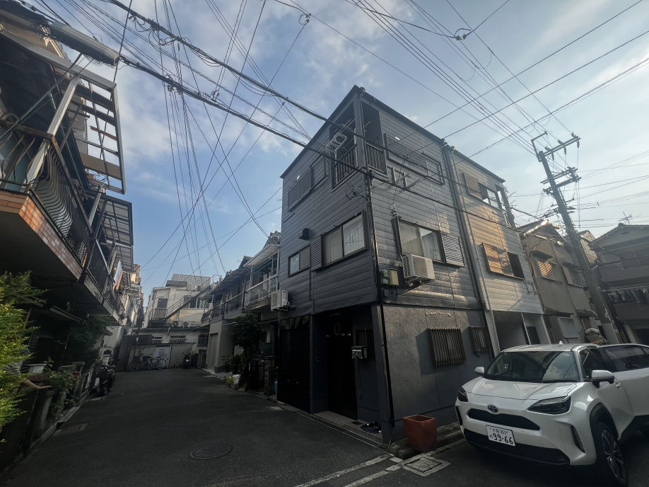 バイク好き集合！門真市岸和田3丁目戸建　内装工事完了しました...の画像