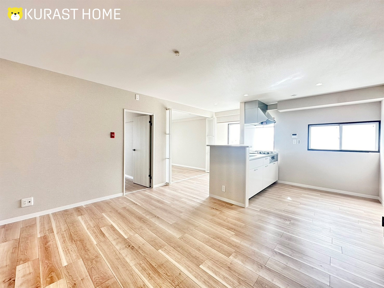 ホワイト＆木目のシンプル可愛い内装が魅力◎ペットと暮らせる駅...の画像