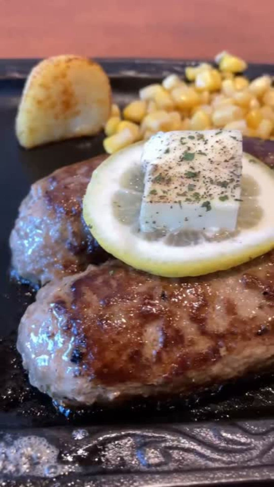 『お米とお肉の最強タッグ！新潟市・さるーん新潟桜木店の画像