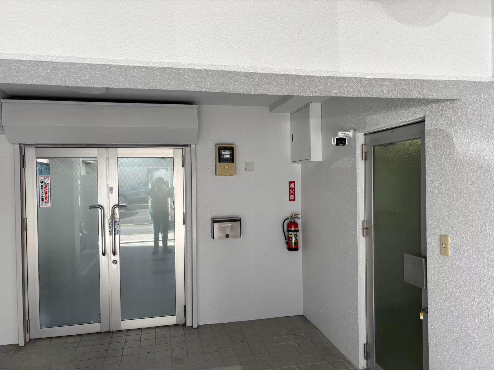 マンション周りの清掃と防犯対策についての画像
