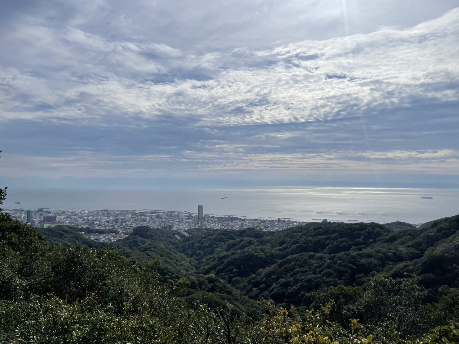 【須磨浦公園駅 → 馬の背 → 板宿駅】 神戸の絶景を歩く ...の画像