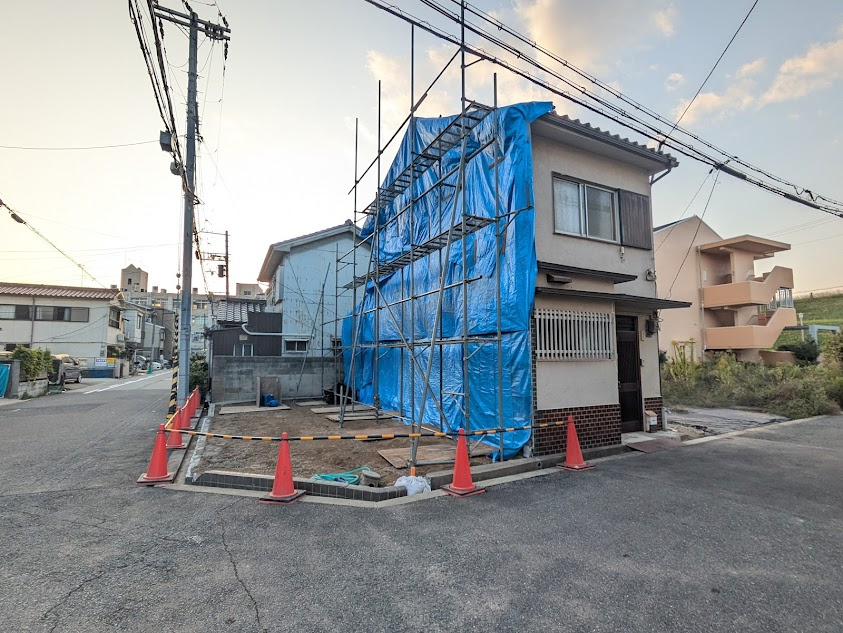 大阪市港区で長屋の解体費用はいくら？切り離し後の壁補修や注意...の画像