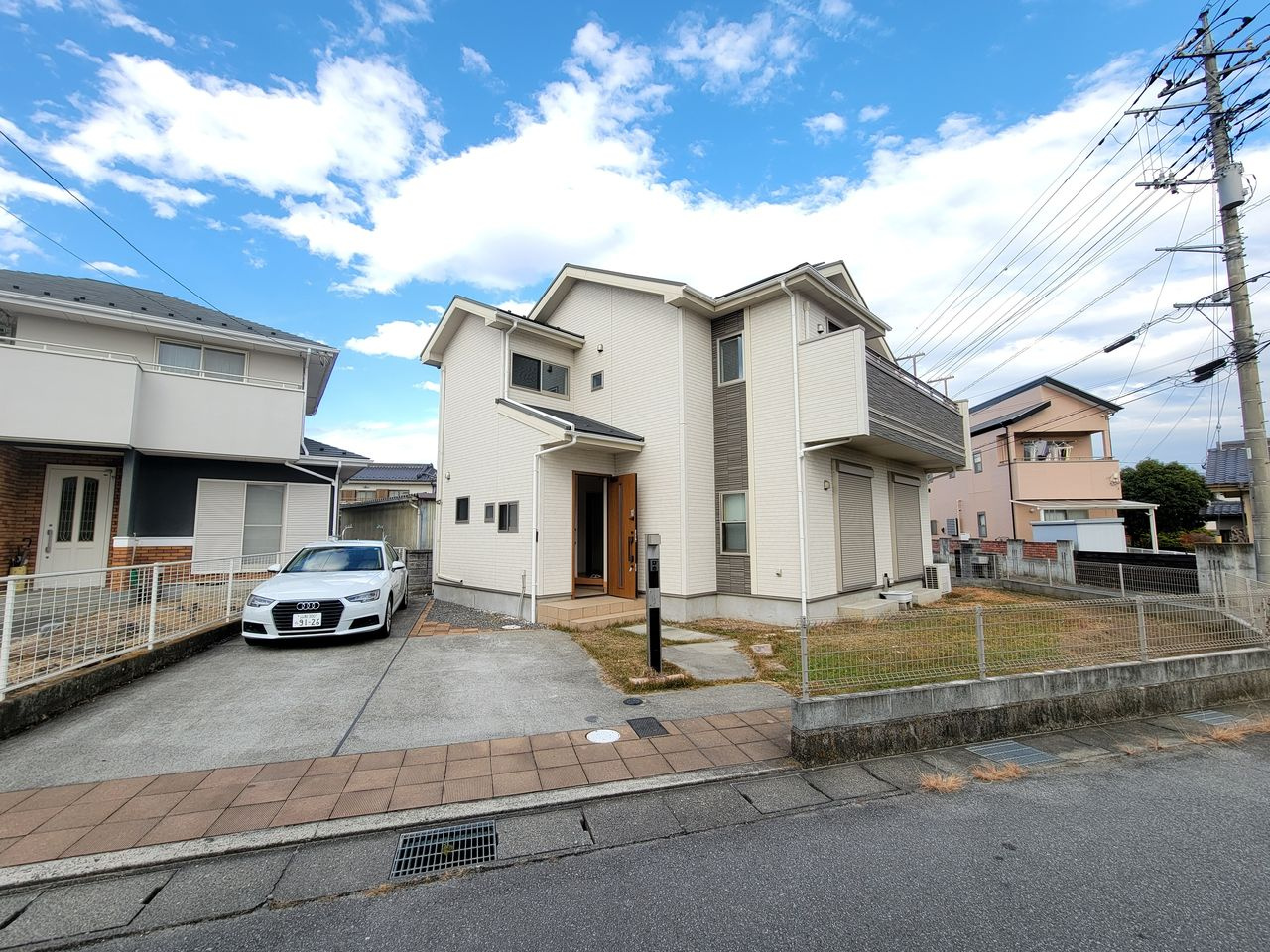 甲斐市篠原｜2017年築・オール電化＋太陽光＋蓄電池の中古戸...の画像