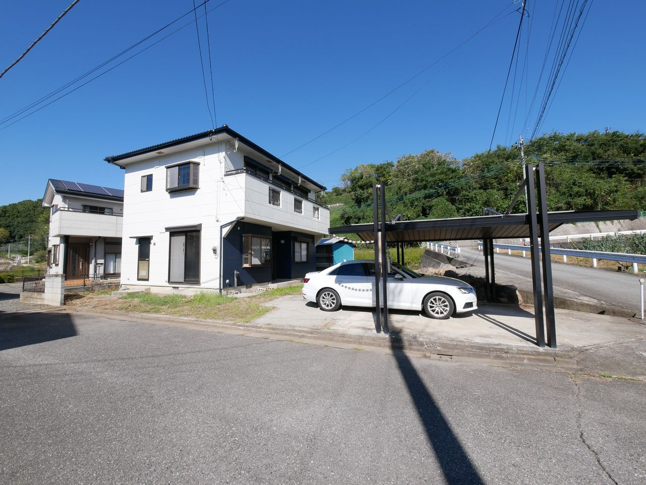 甲府市下向山町｜内外装一新の中古戸建リノベ住宅！南東角地・眺...の画像