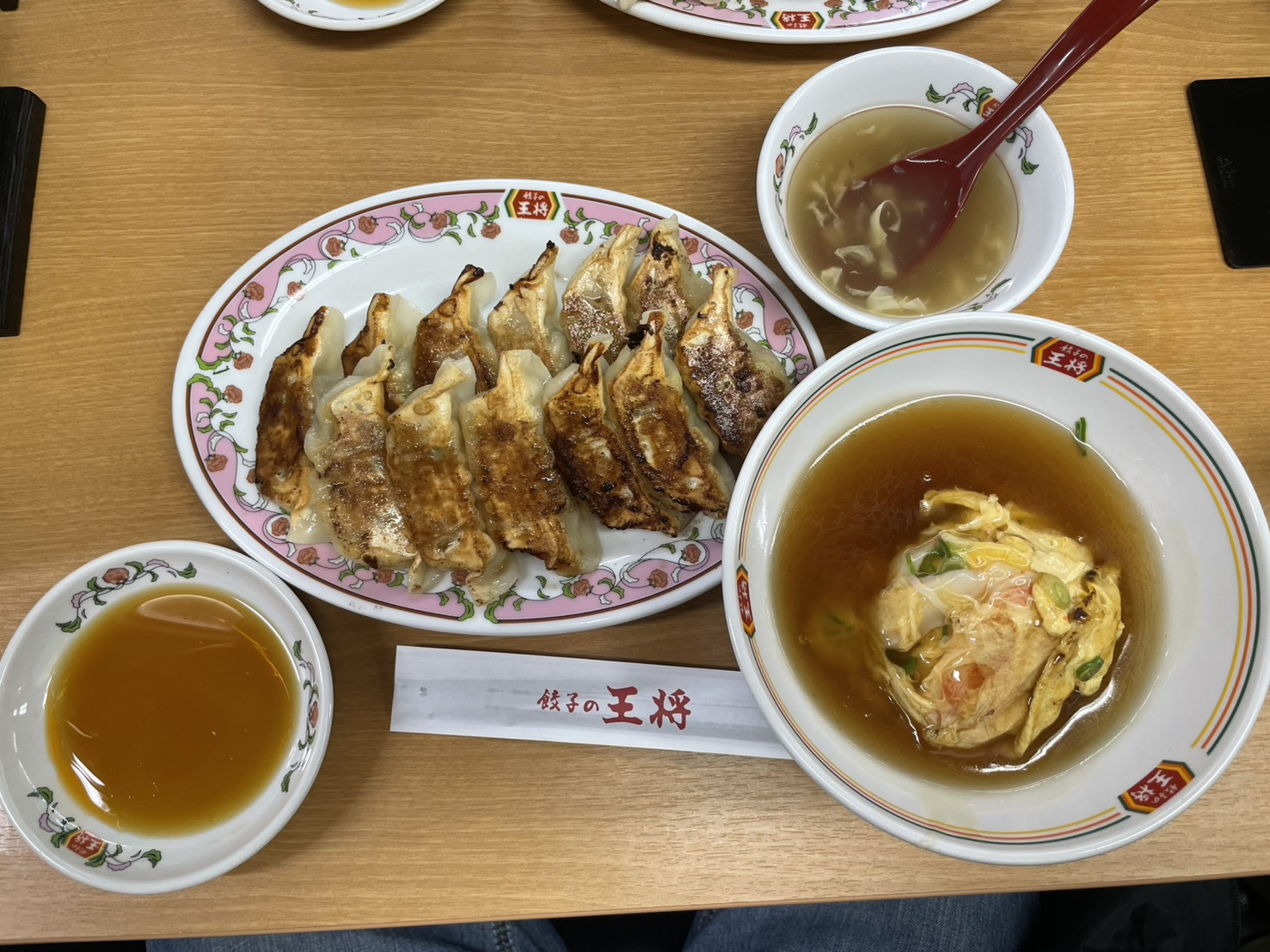 三宮で迷ったらコレ一択！「餃子の王将 三宮東店」の最強ランチ...の画像