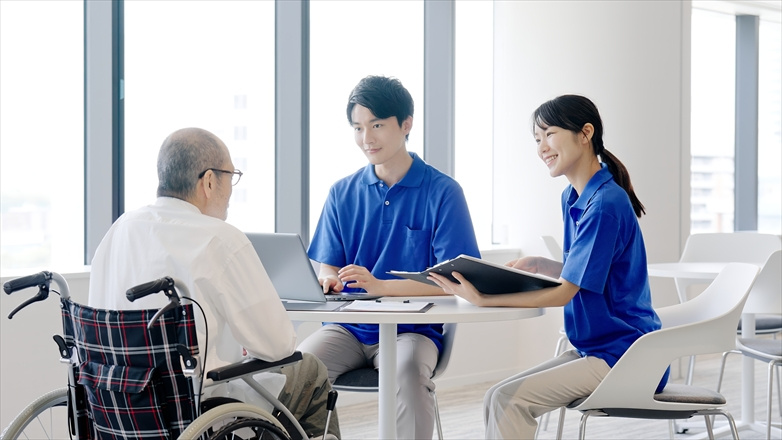 親が施設に入ったら家はどうする？の画像