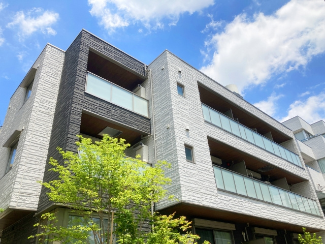 不動産投資の売却後に再投資を考える方へ！資金管理や再投資の選...の画像