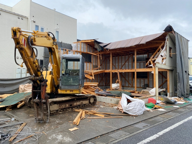 「売却する際の家の解体費用の相場は？注意点についても解説」の画像