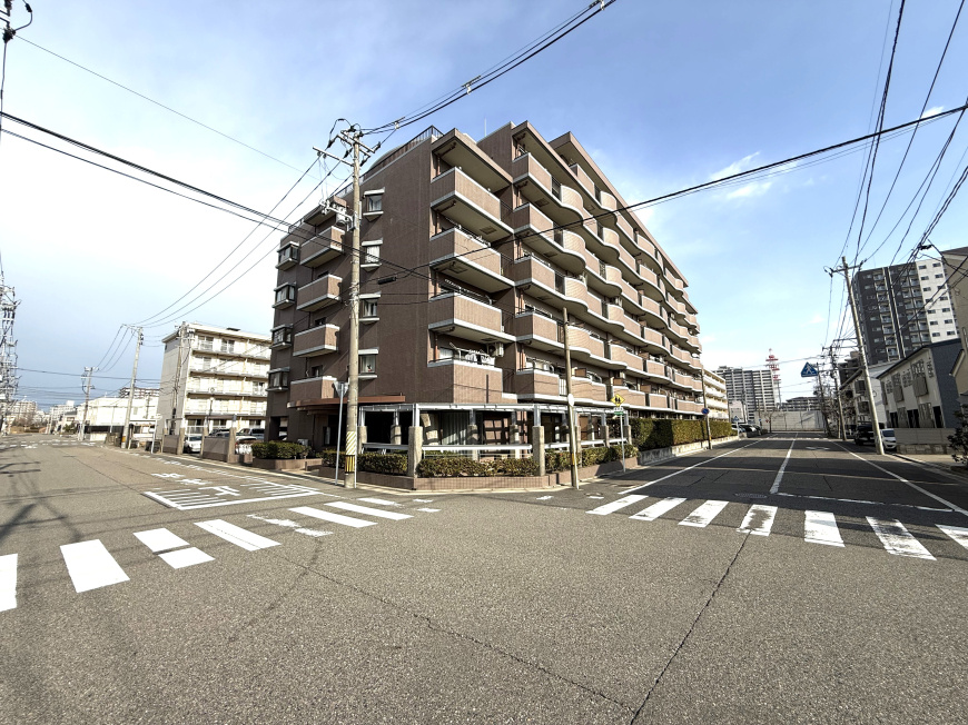 「【マンション情報】価格変更！中央区幸西2丁目レールシティ幸西／専用庭／角部屋／南向き」の画像