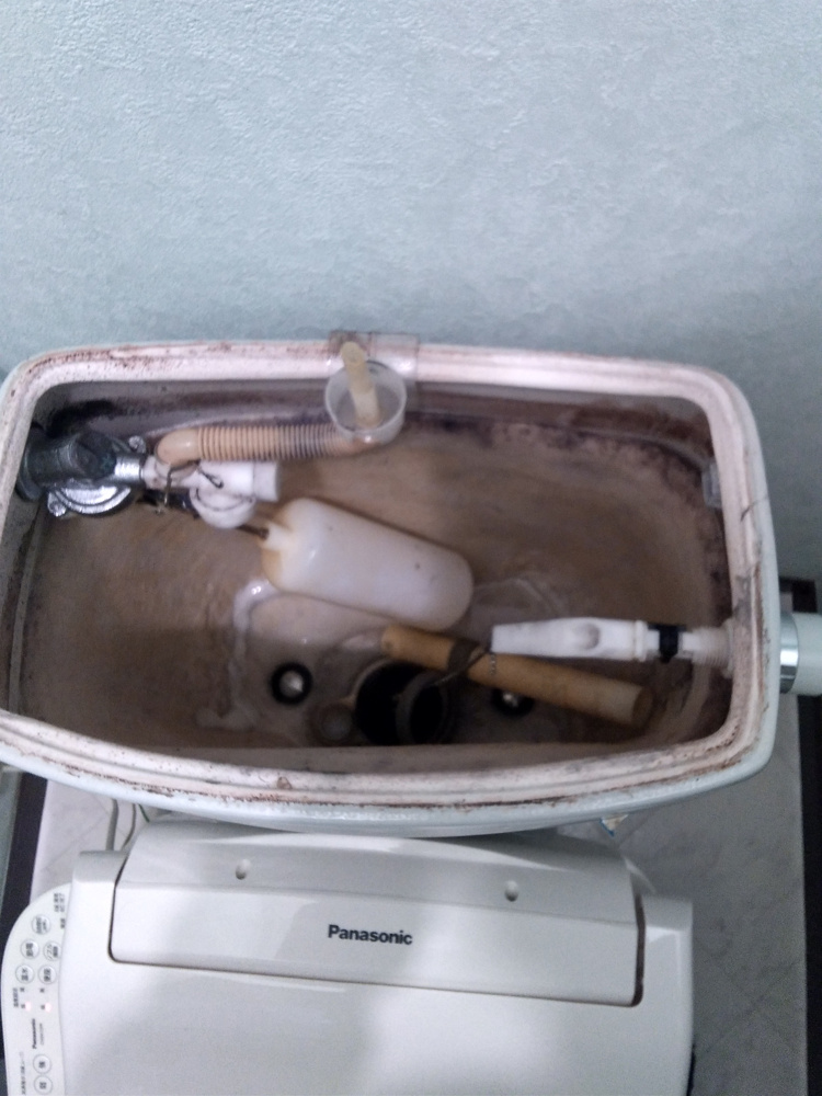 「トイレのタンクに水が溜まらない」の画像