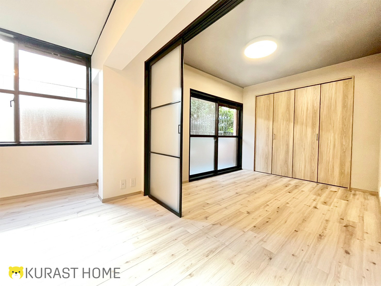 グレー×ニュアンスカラーがかっこいい！専用庭付でガーデニング...の画像