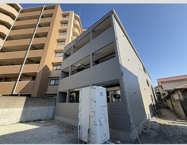 エナメゾン東羽衣の画像