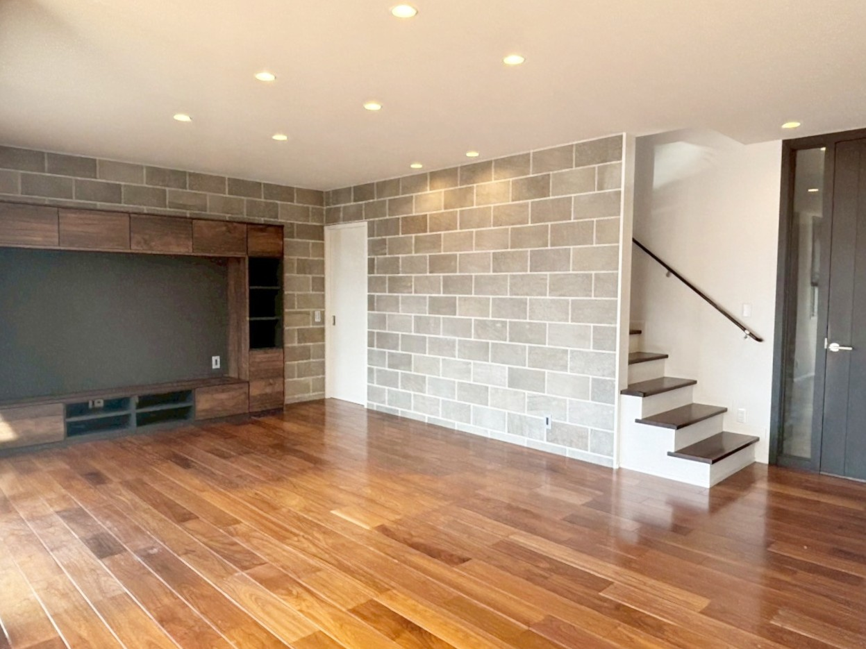 【初公開】3/7(土)・8(日)　岩園町 中古戸建 OPEN...の画像