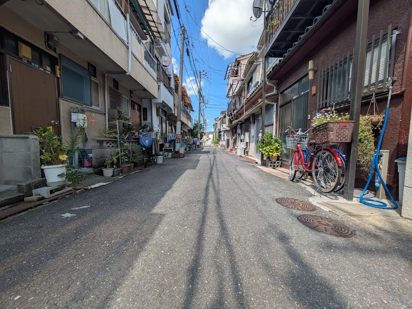 松原市でロケーションが悪い不動産は売却可能？長屋地帯の物件を...の画像