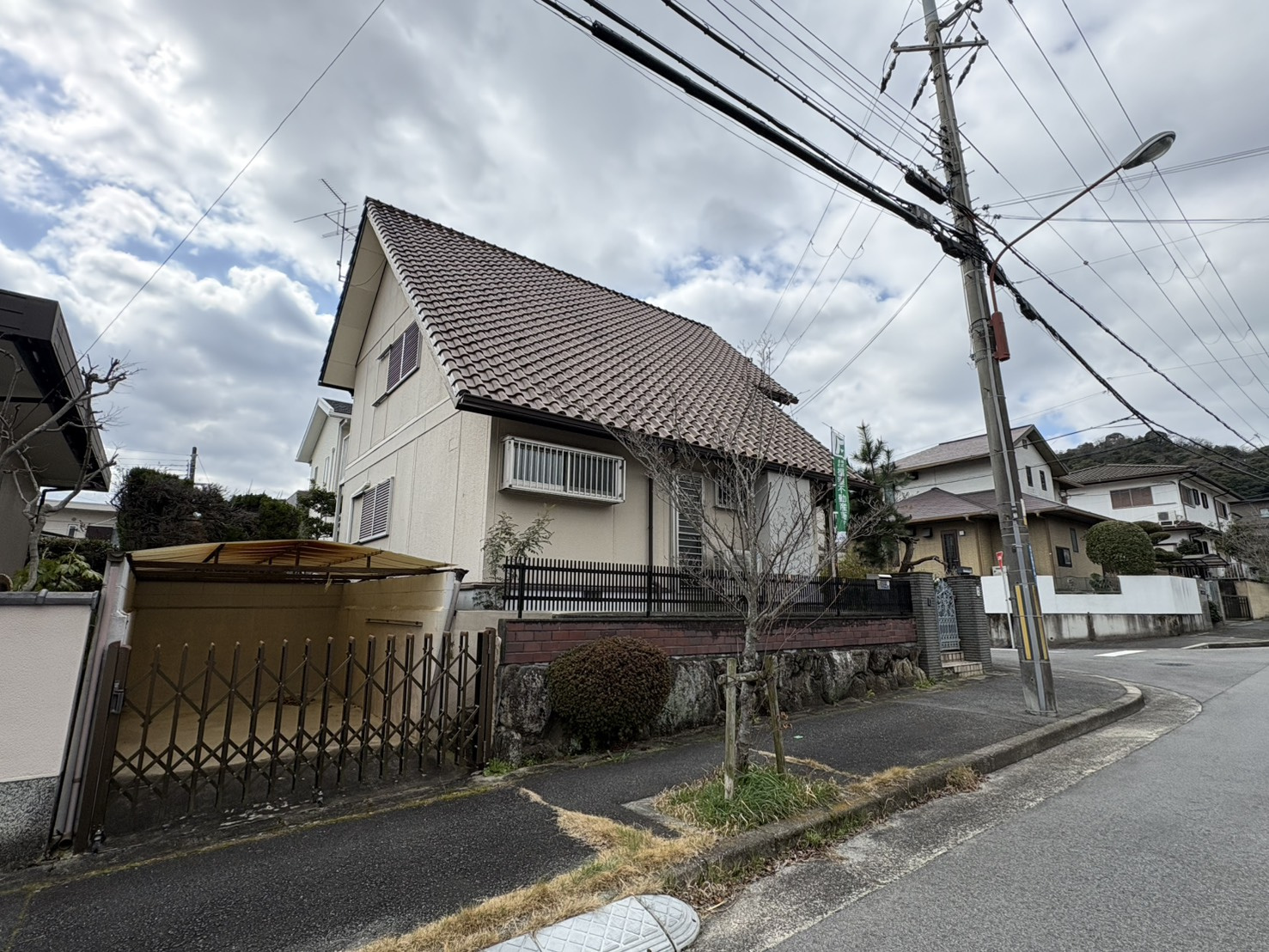 生駒市あすか野南の土地を買取させていただきました｜角地で開放...の画像