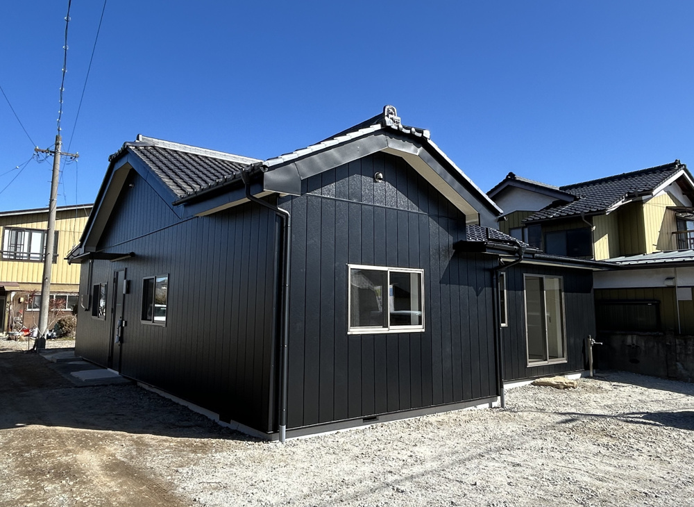 「【物件のご紹介】駒ヶ根市赤穂4240-16　中古住宅」の画像