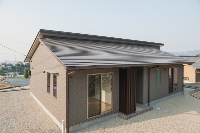 八戸市で新築戸建てを建てる費用は？平屋と二階建ての建築費用と...の画像