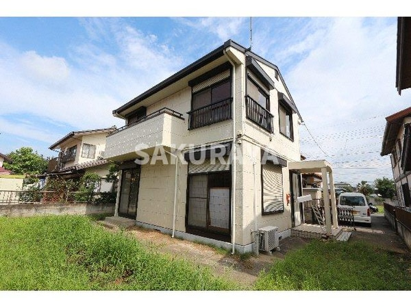 葉鹿町、4DKの戸建てに暮らすの画像