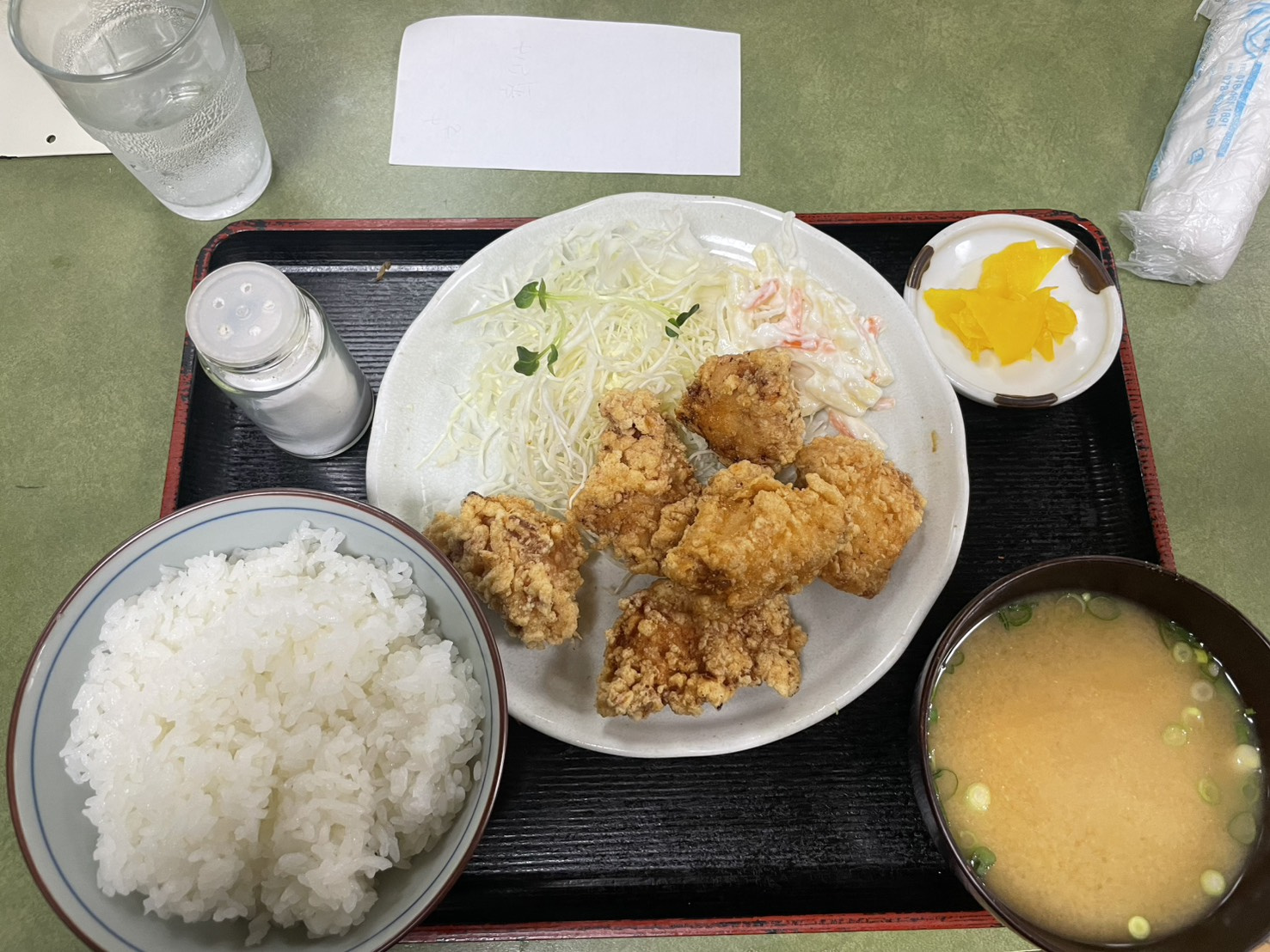 【六甲道ランチ】日の出食堂の唐揚げ定食がコスパ最強すぎた｜学...の画像