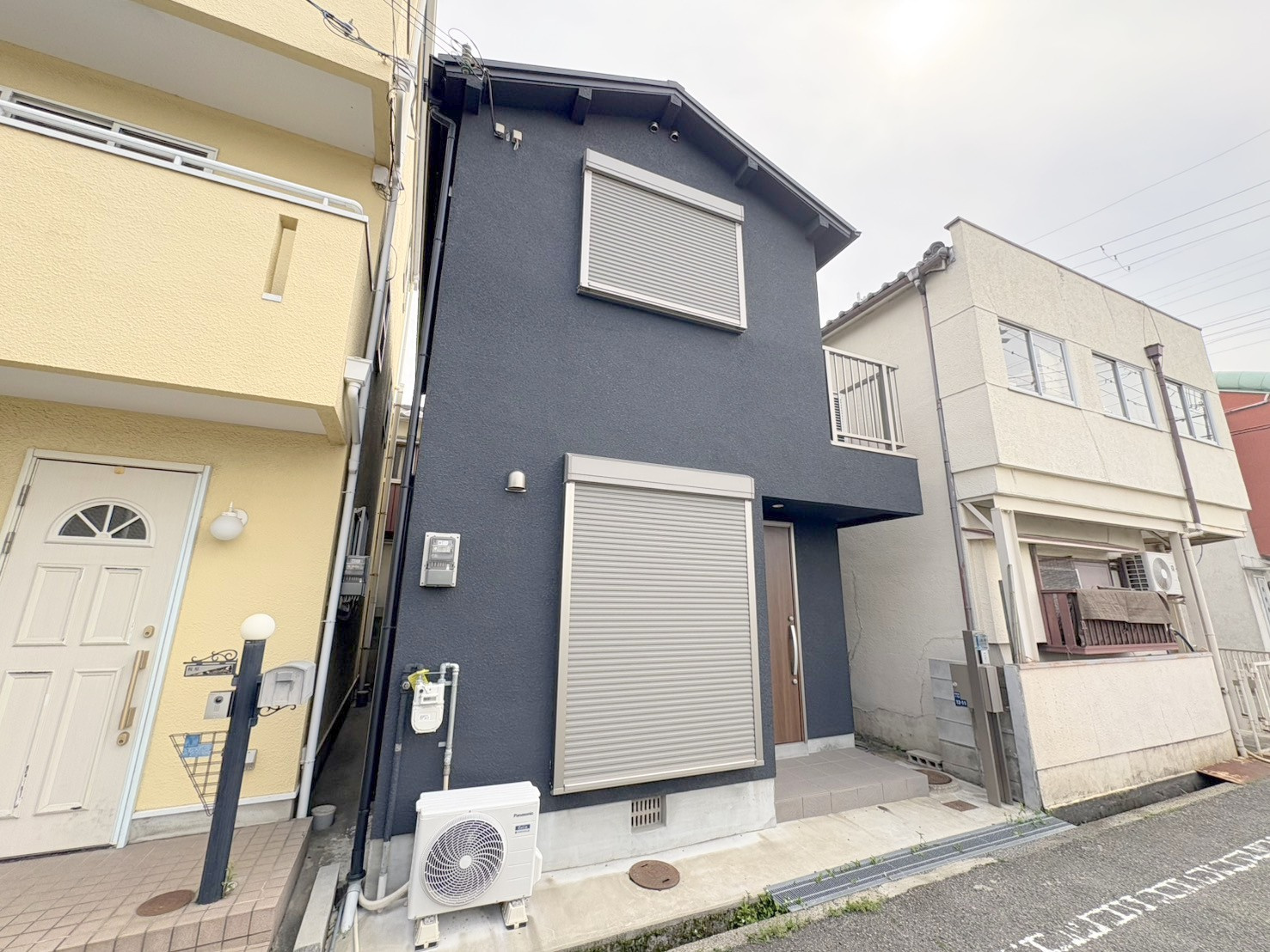 【尼崎市大庄北】リノベーション済み戸建て！ゆとりある1LDK...の画像